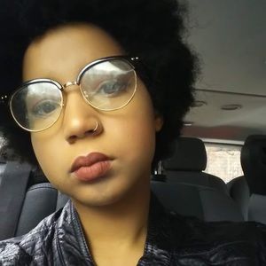 Meet your Posher, Paloma